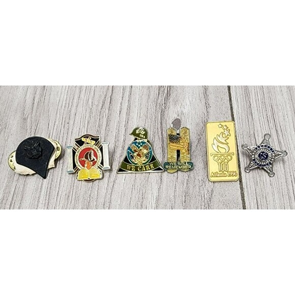 Vintage Pins Lot of 6 - Picture 1 of 6